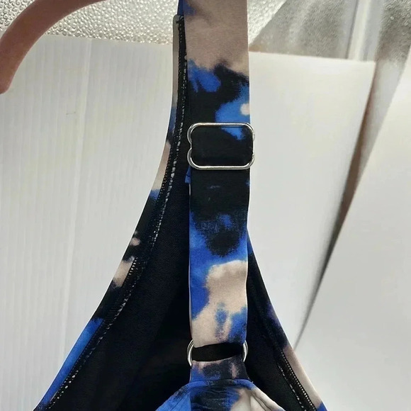 NWT Evans Blue Wave Print Tiered Tankini Swim Top Women’s Size 22 Bathing Bra - Picture 9 of 17